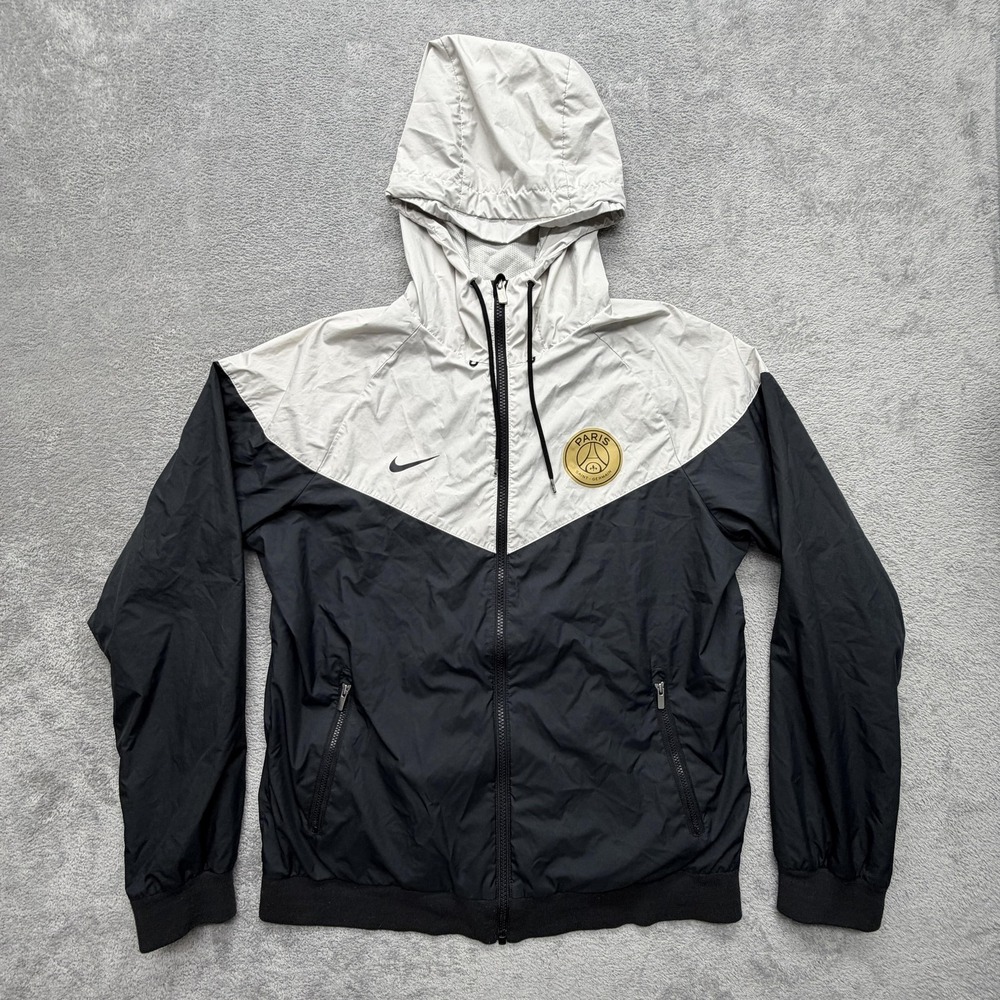 Nike Paris Saint-Germain (PSG) NSW Windrunner Jacket Mens Medium Black 892422-01